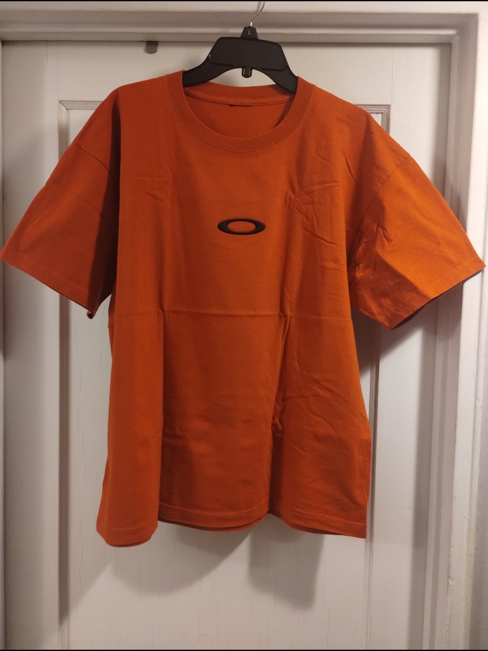 Oakley Men’s Orange Logo Tee
